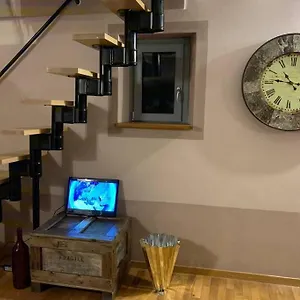Appartement La Casa Di Lalla In Pieno Centro., Parme